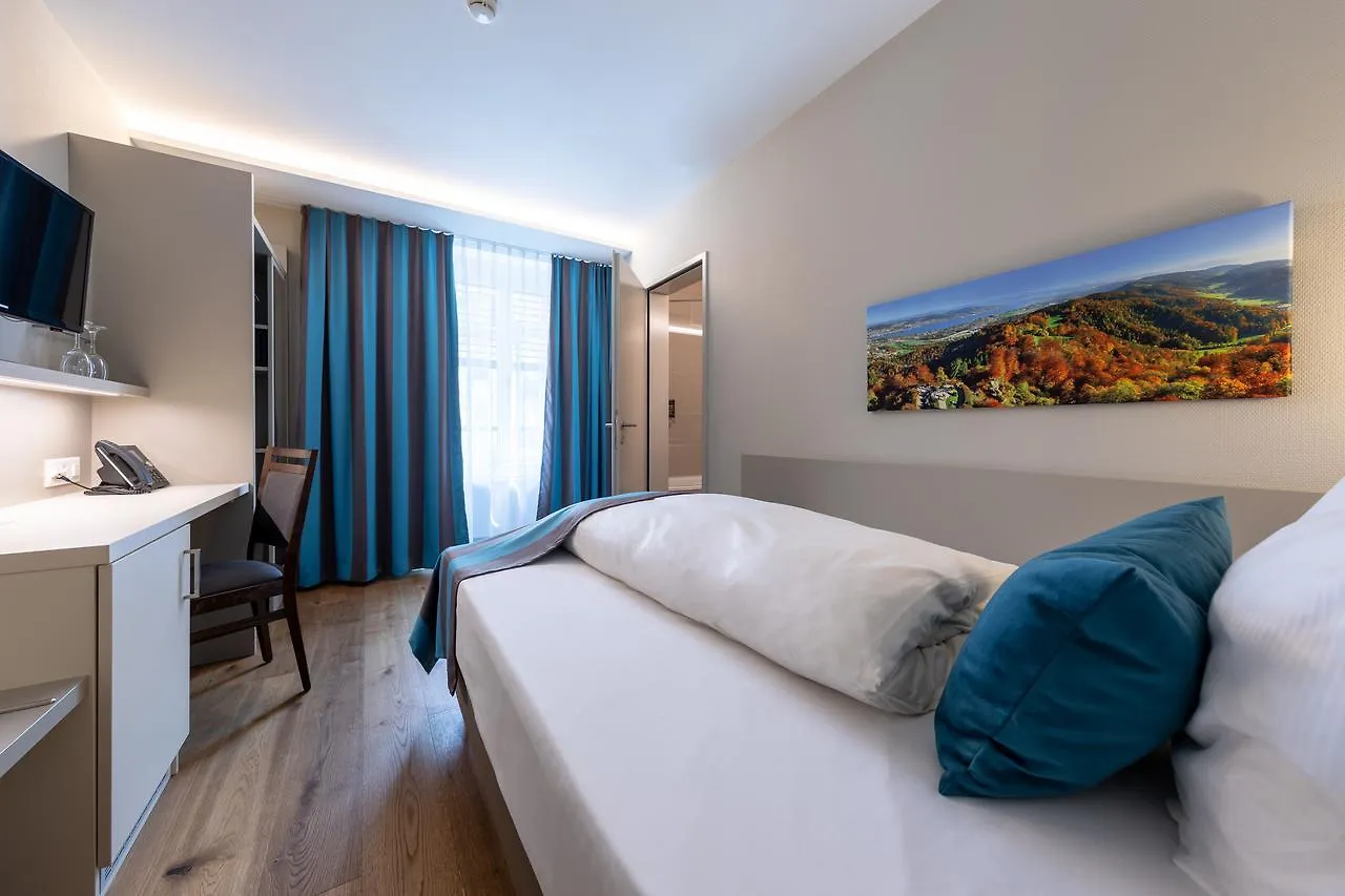 Trip Inn Zurich Hotel 3*,  İsviçre